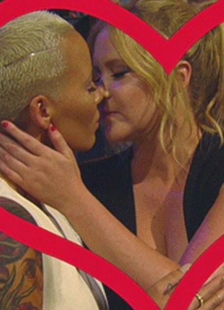 Amber Rose caught in lebian act