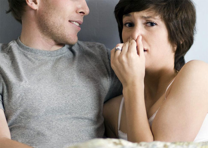 Beware! 8 clear signs to know your partner has S
