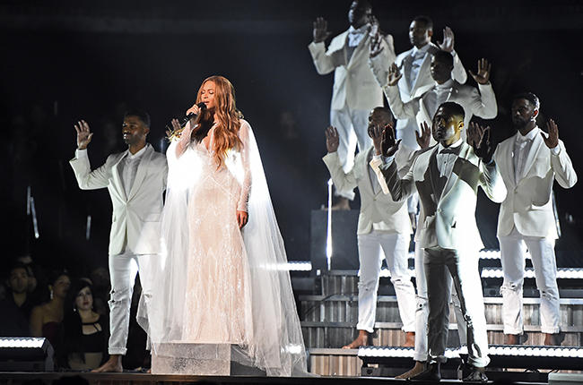 Beyonce 2015 grammy awards performance