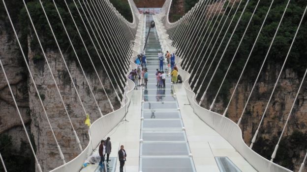 China to open first longest glass bridge 2