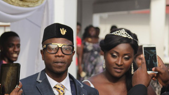 Photos: Flowking Stone finally marries his long-time girlfriend