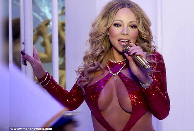 Mariah Carey rocks jaw-dropping Santa Clausian outfit. 