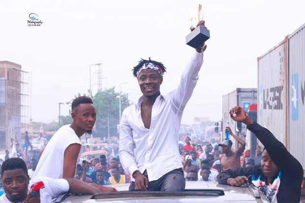 fancy gadam receives heroic welcome to tamale 2