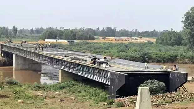kenya 12million china built bridge collapses 3