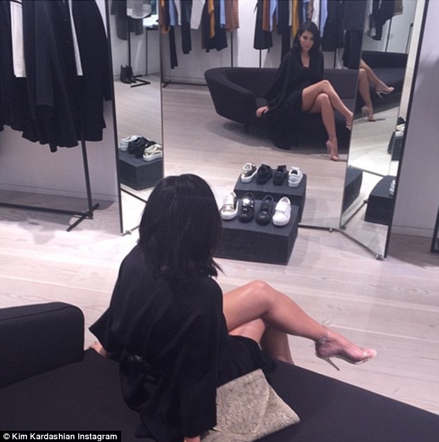 Kim Kardashian famous Instagram photo 3