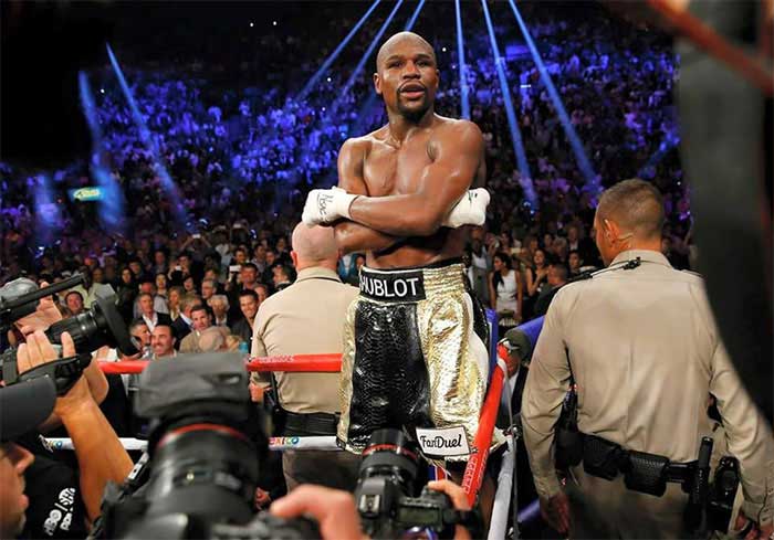 Mayweather wins the fight of the century2