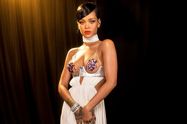 Rihanna returns to Instagram after a six-month ban