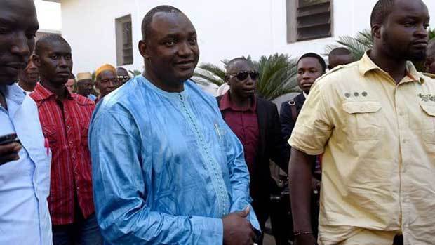 yahya jammeh refuses to leave power in gambia 3